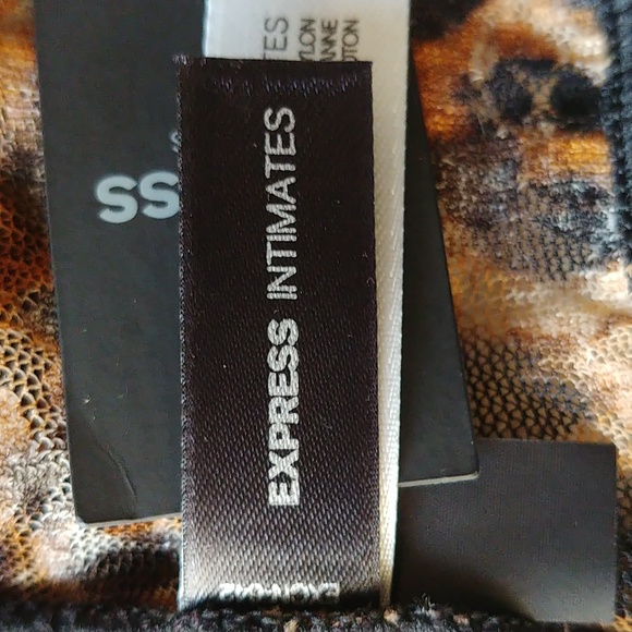 EXPRESS Lace Bandeau - Picture 7 of 9